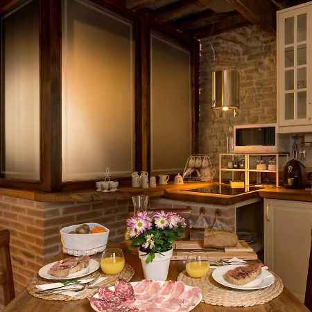 Le Stanze Di Rigoletto Bed & Breakfast Parma Luaran gambar